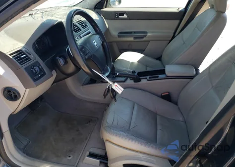 2008 Volvo S40 2.4I из США, поврежденный, VIN YV1MS382582406532